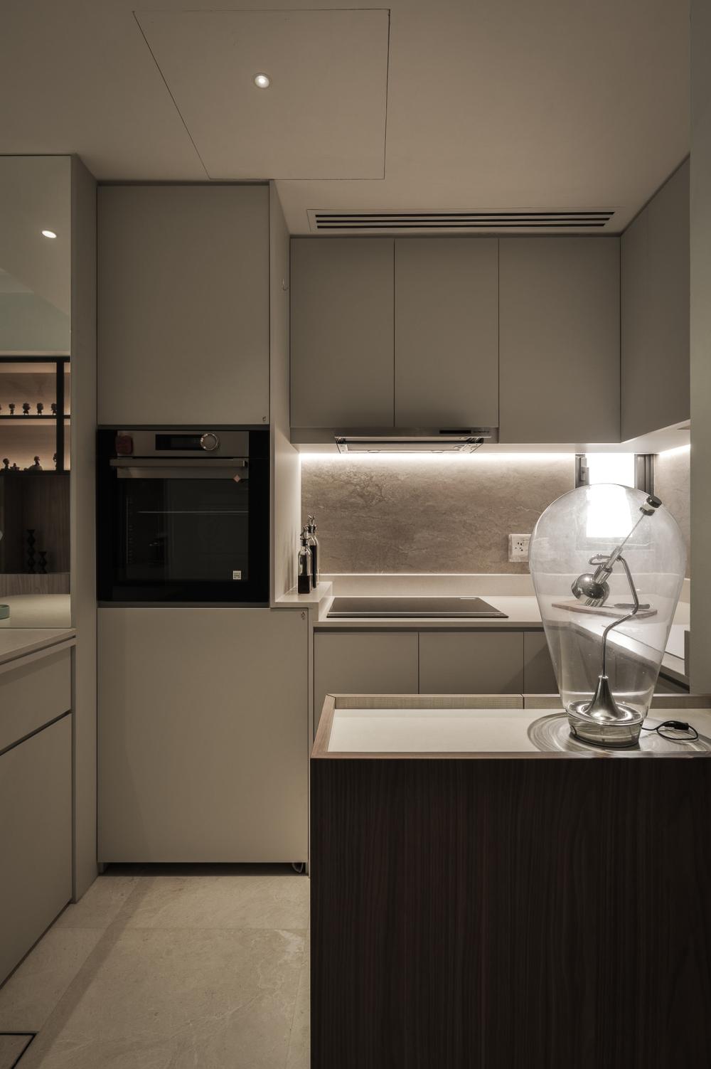 Condominium at 5 Derbyshire Rd