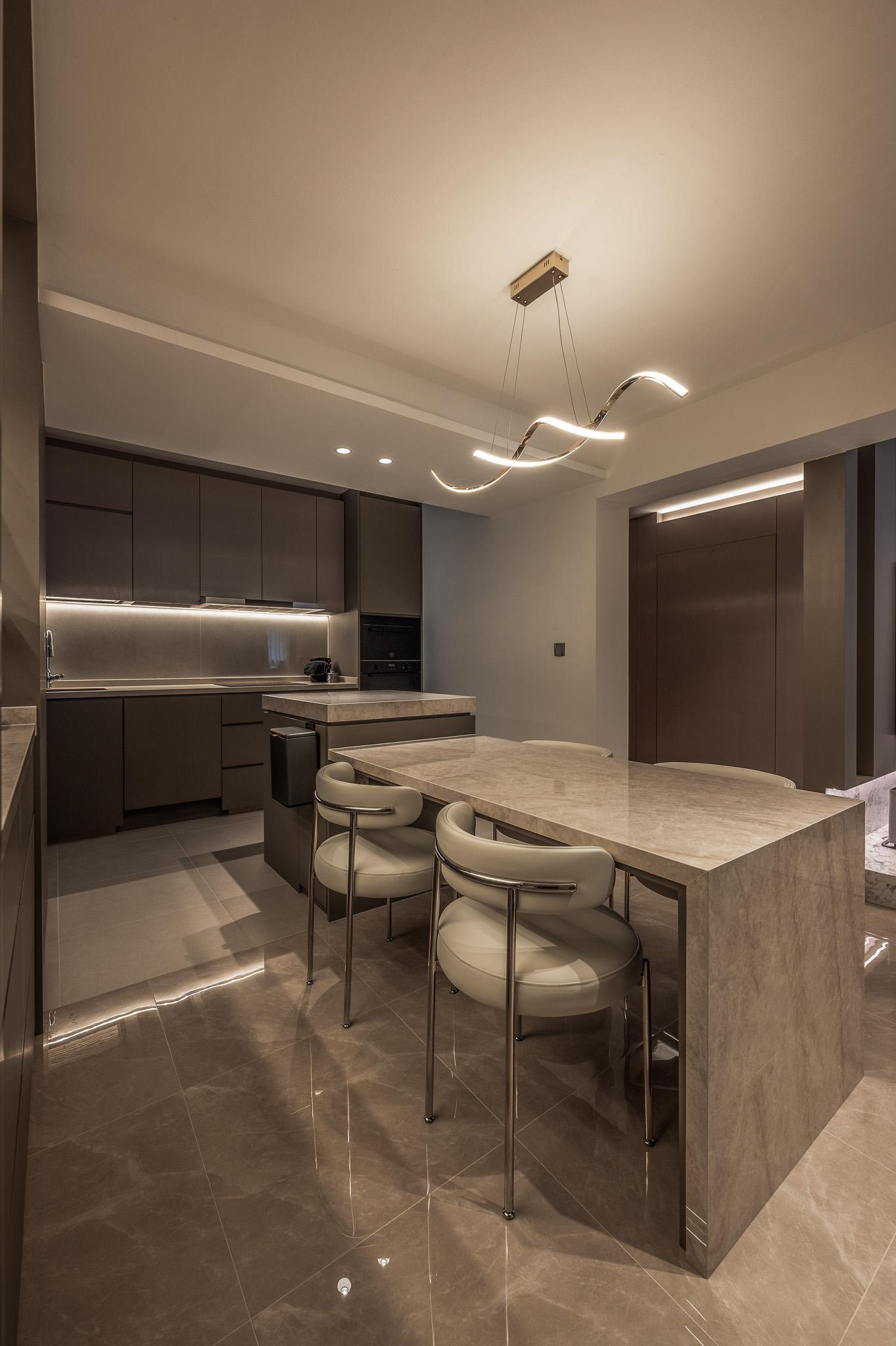 Modern Dining Room with Cove Lighting and Drop Ceiling