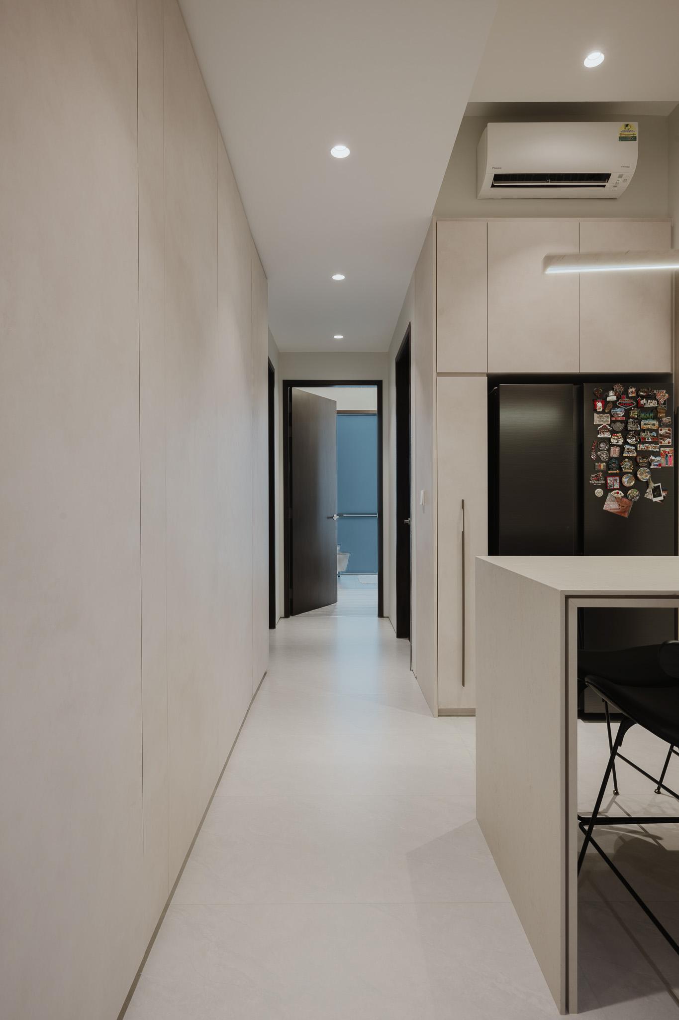 Contemporary Kitchen with Countertop and Kitchen Tap