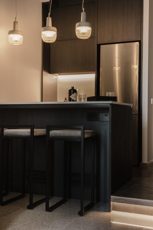 Minimalist Home Bar at Condominium at Hillview Rise, The Hillier