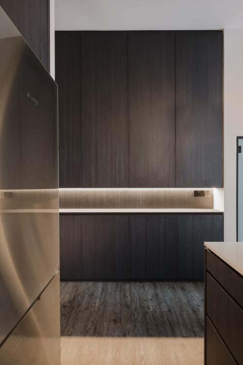 Minimalist Kitchen at Condominium at Hillview Rise, The Hillier
