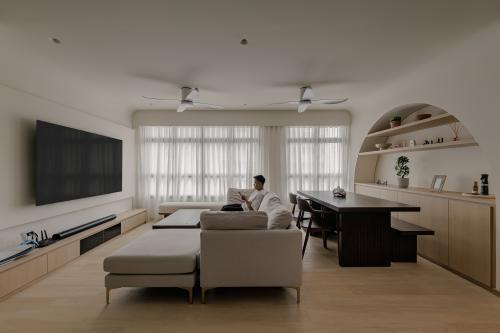 Minimalist Living Room at 817 Keat Hong Link