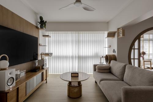 Scandinavian Living Room at 302D Punggol Place