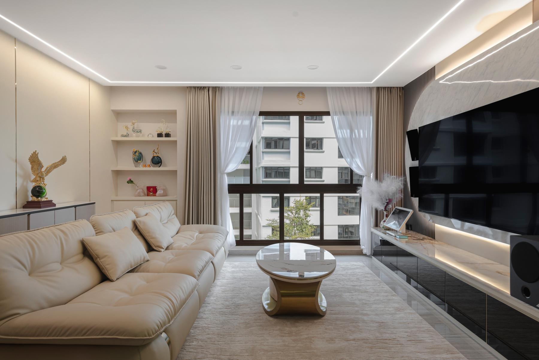 Modern Living Room with Homogeneous Tiles and Marble Floor