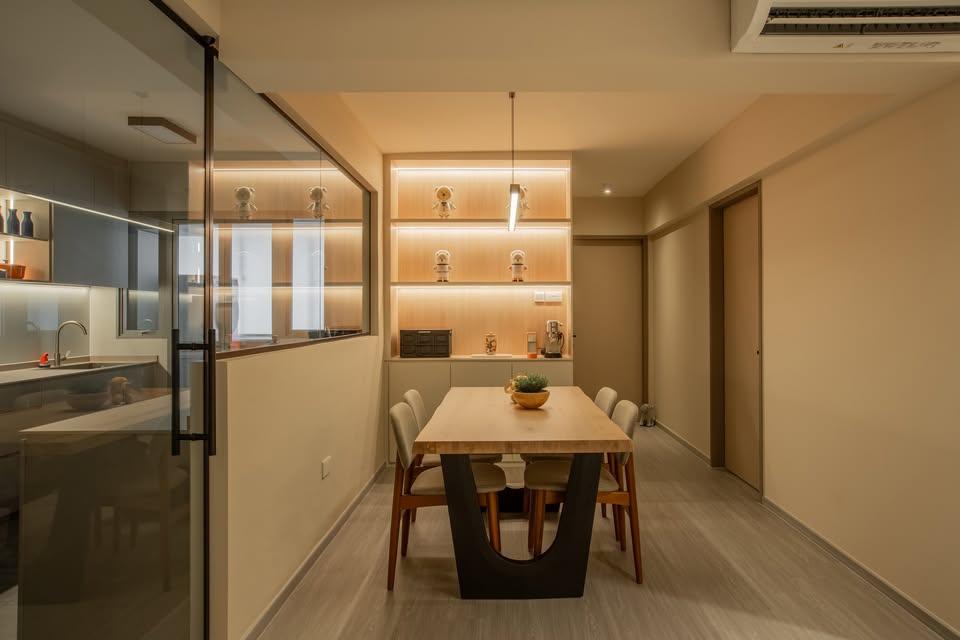 Modern Dining Room with Drop Light and Dining Table