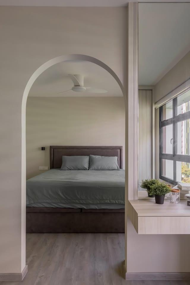 Minimalist Bedroom with Vinyl Flooring and Bedroom Dresser