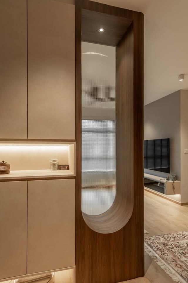 Modern Entryway with Small Storage and Shoe Cabinets