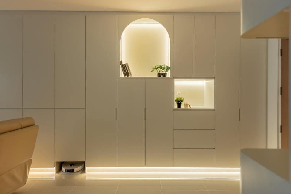 Scandinavian Entryway with Small Storage and Shoe Cabinets