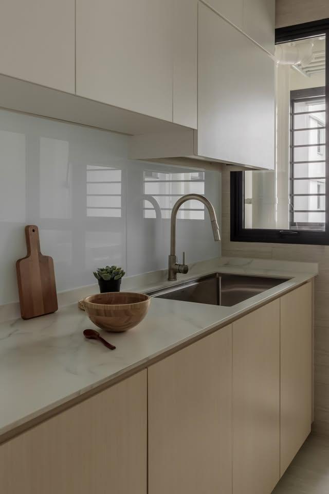 Scandinavian Kitchen with Kitchen Island and Kitchen Tap