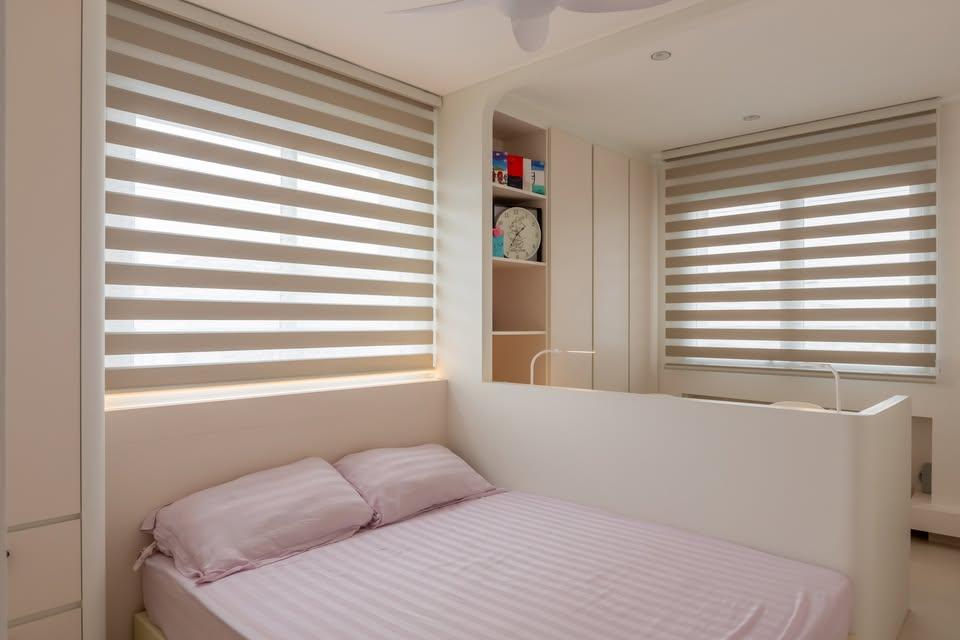 Modern Bedroom with Wardrobe and Queen Bed