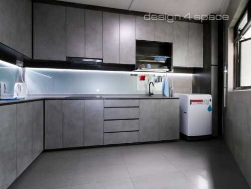 Contemporary Kitchen at Sengkang - 121C Sengkang Way (HDB)