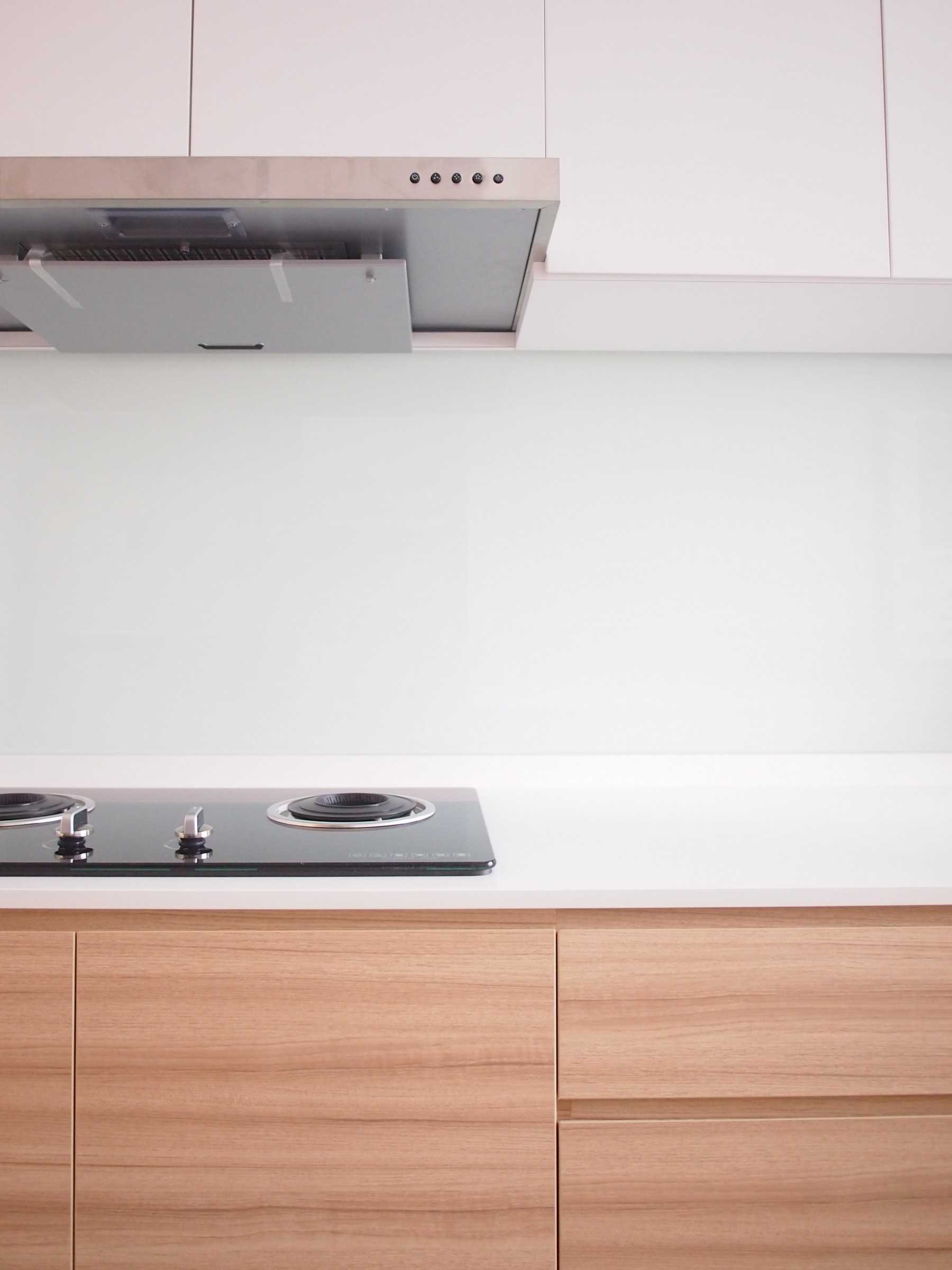 Scandinavian Kitchen with Countertop and Kitchen Backsplash