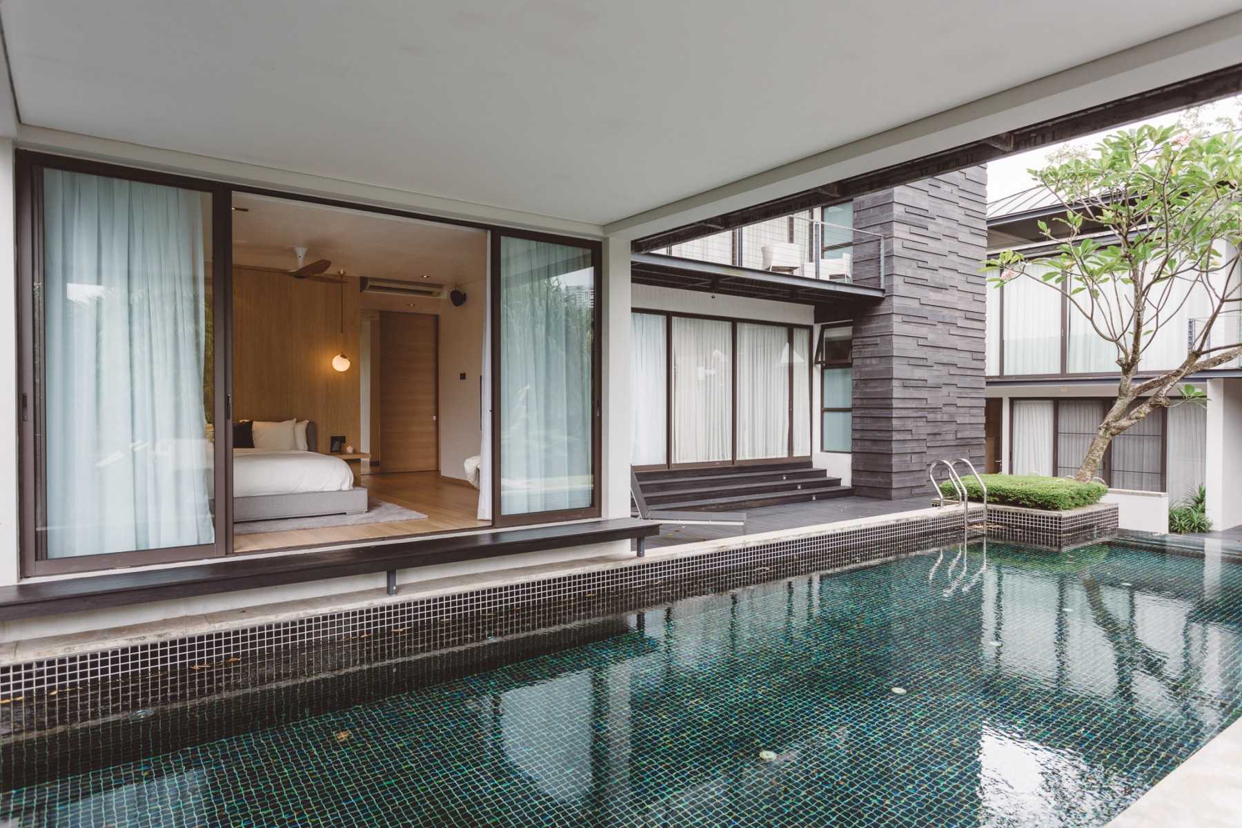 Scandinavian Pool with Outdoor Table and Outdoor Chairs