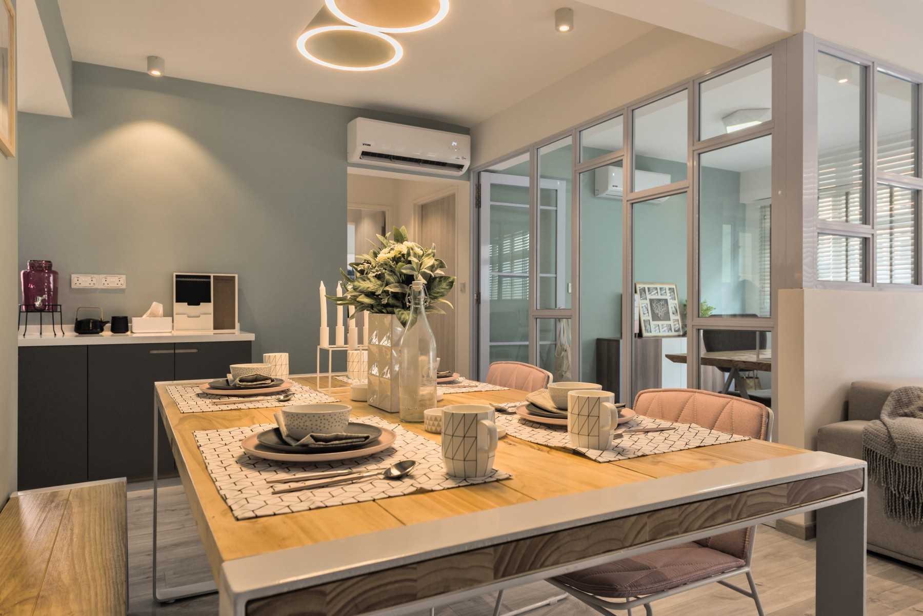 Scandinavian Dining Room with Ceiling Light and Dining Chairs