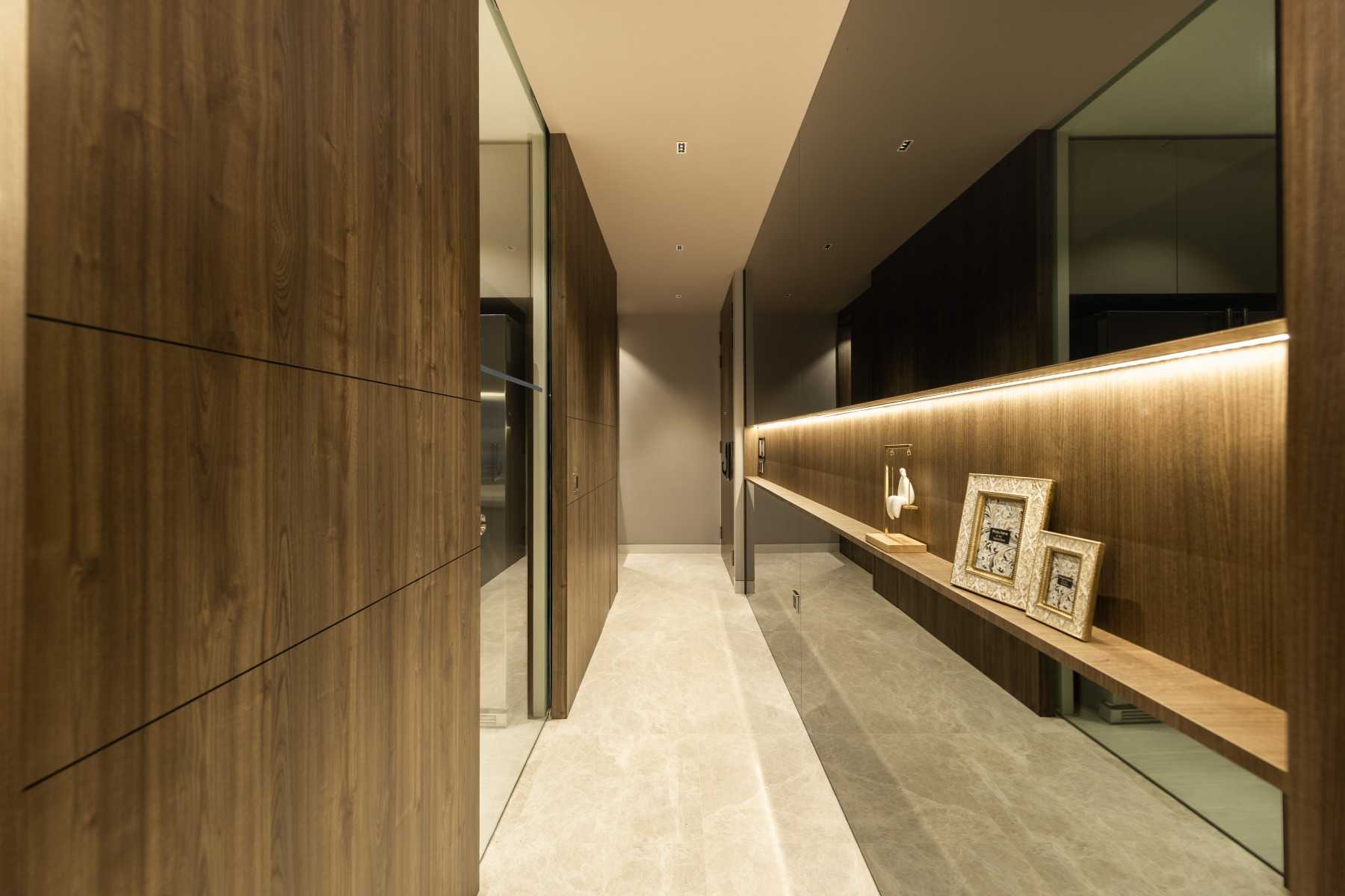 Asian Entryway with Mirror and Seating Bench