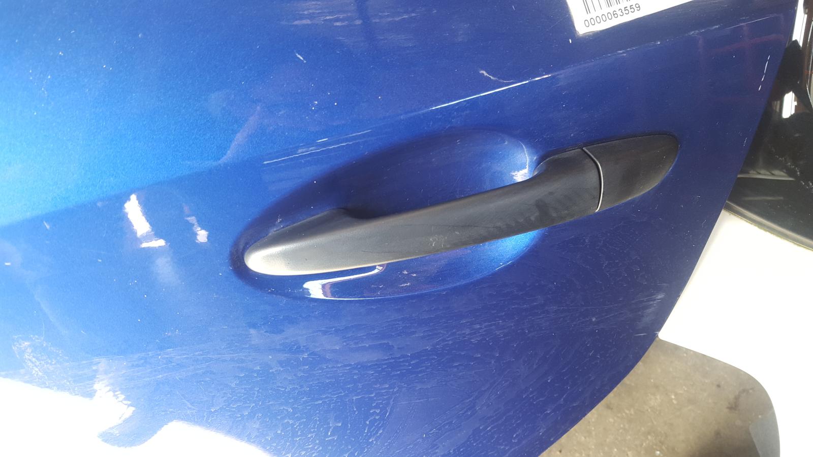 View Auto part Door Handle Mazda 2 2009