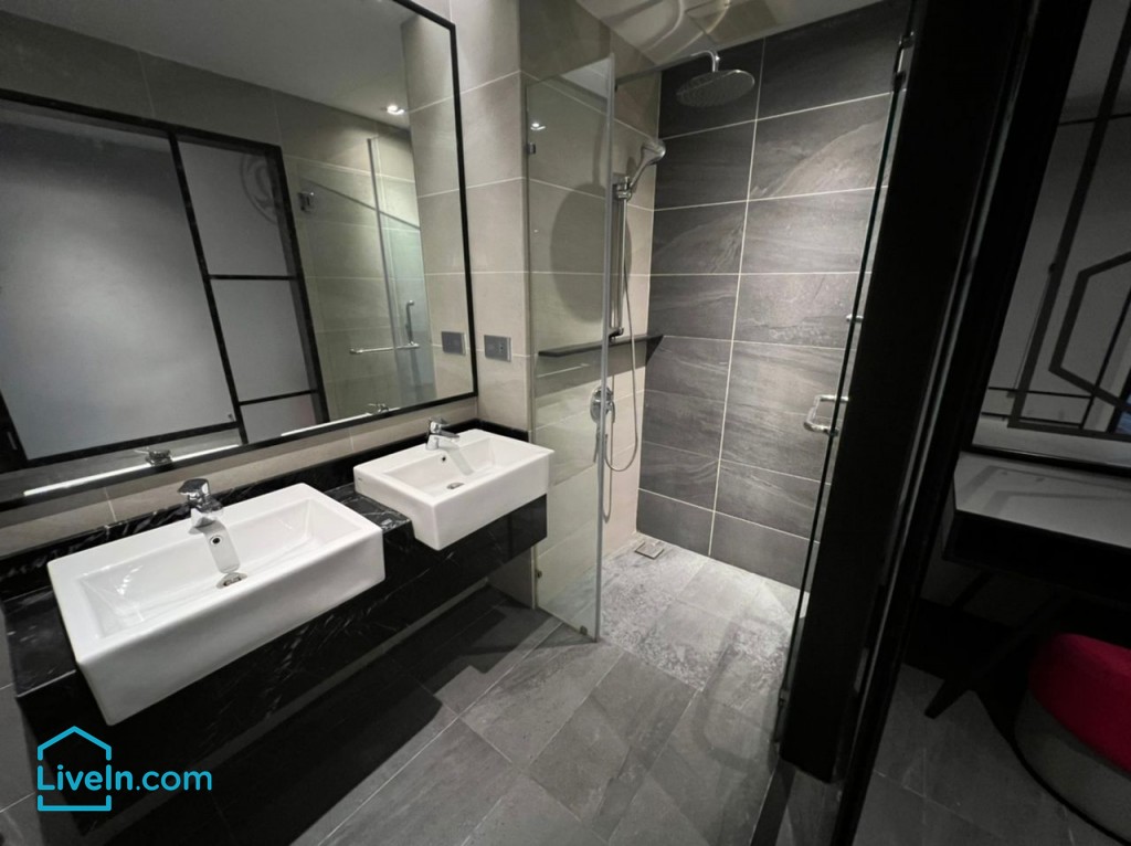 M101 Dang Wangi Studio Unit Kuala Lumpur Room For Rent LiveIn