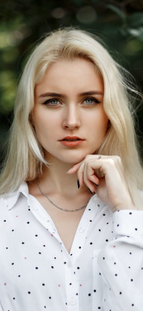 Hình nền hot girl Iphone X IDOLTV 4
