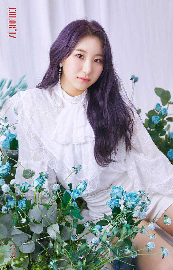 IDOL thông tin ca sĩ chaeyeon IZ ONE kpop
