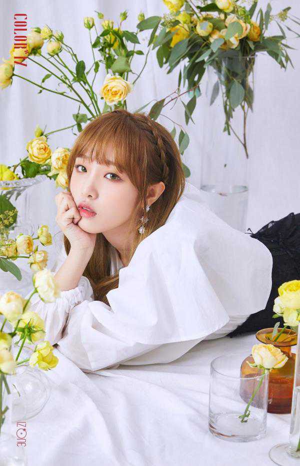 IDOL thông tin ca sĩ Yena IZ ONE kpop