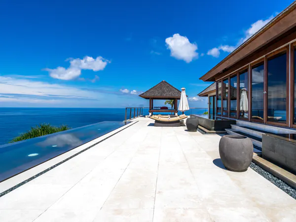 the edge bali