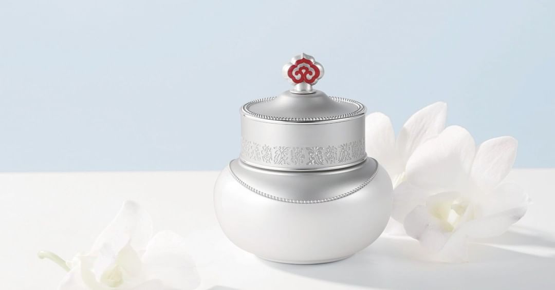 the history of whoo