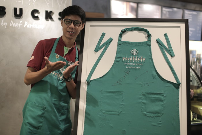 look starbucks malaysias new store is powered by deaf employees starbucks store manager