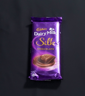 Buy Cadbary Silk Chocolate 145gm Online