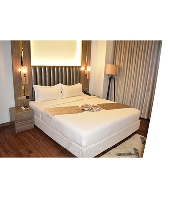 Buy Grace Cox Smart Hotel Couple Room 1 Night Package During Weekdays Online