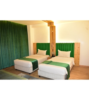 Buy Grace Cox Smart Hotel Twin Room 1 Night Package During Weekdays Online