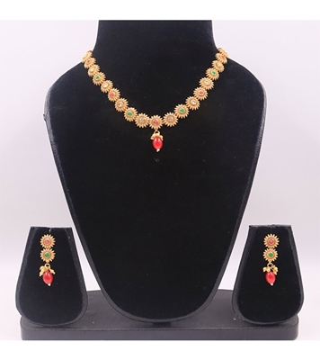 Buy Women's Stylish Jewelry Set Online