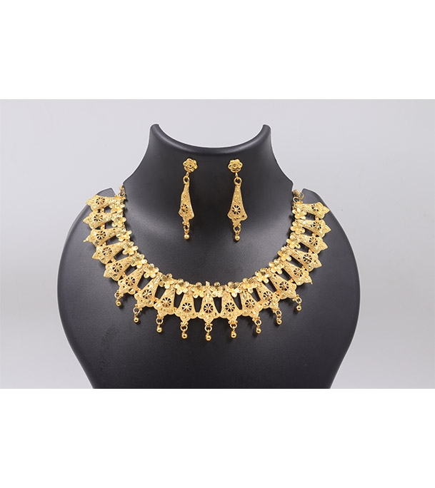 Buy Women's Stylish Jewelry Set Online