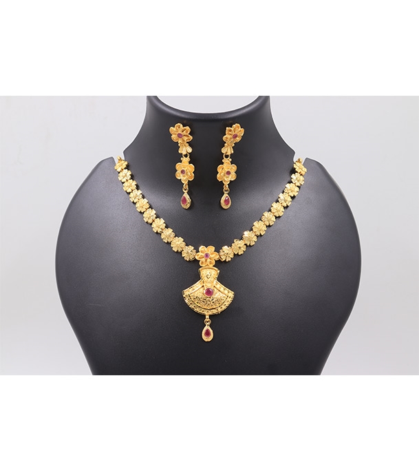 Buy Women's Stylish Jewelry Set Online 