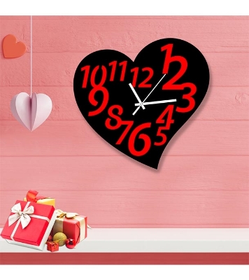 Picture of Valentine Thematic Wooden Board Wall Clock