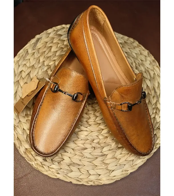Buy Men's Leather Loafer at Best Price In Bangladesh