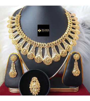 Picture of Forming Gold Plated 1.5 Gram Gold Color Polish  Necklace Set With Earrings, Finger Ring- 1 Pieces For Women