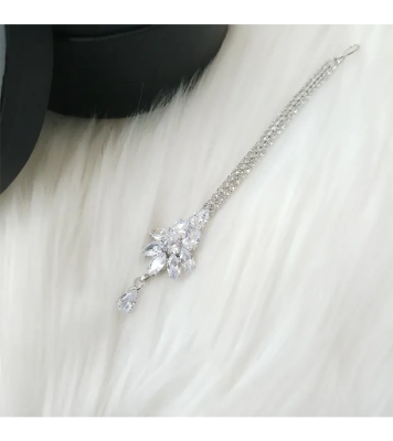 Buy Stylish & Fashionable Tikli For Girls & Women- 1 Piece at Best Price In Bangladesh