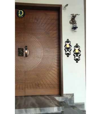 Buy Rajsthani Candle Stand /Pot Plant Stand (Golden) at best price