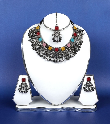 Picture of Beautiful Copper Color Neckpiece For Girls and Women 