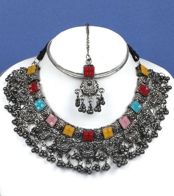 Picture of Beautiful Copper Color Neckpiece For Girls and Women 