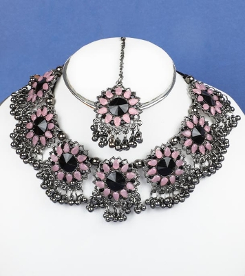 Picture of  Beautiful and Elegant Neckpiece For Girls and Women 