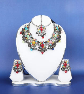Picture of  Beautiful and Elegant Neckpiece For Girls and Women 
