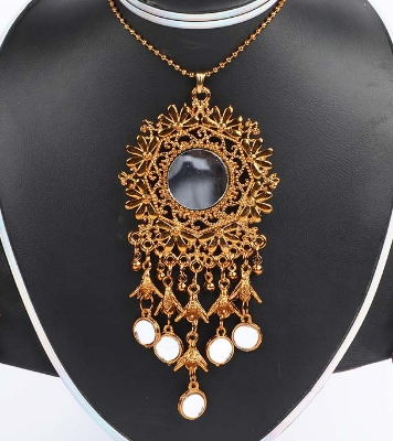 Picture of Golden Antique Color Long Chain Neckpiece For Girls and Women 