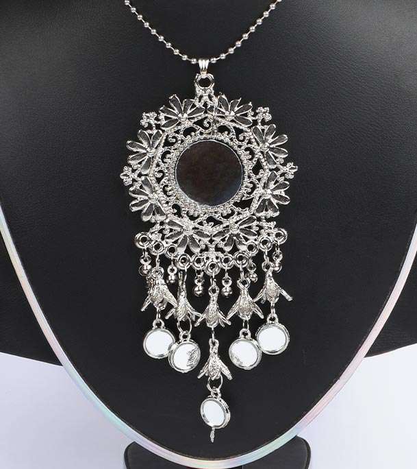 Picture of Copper Color Antique Long Chain Neckpiece For Girls and Women 