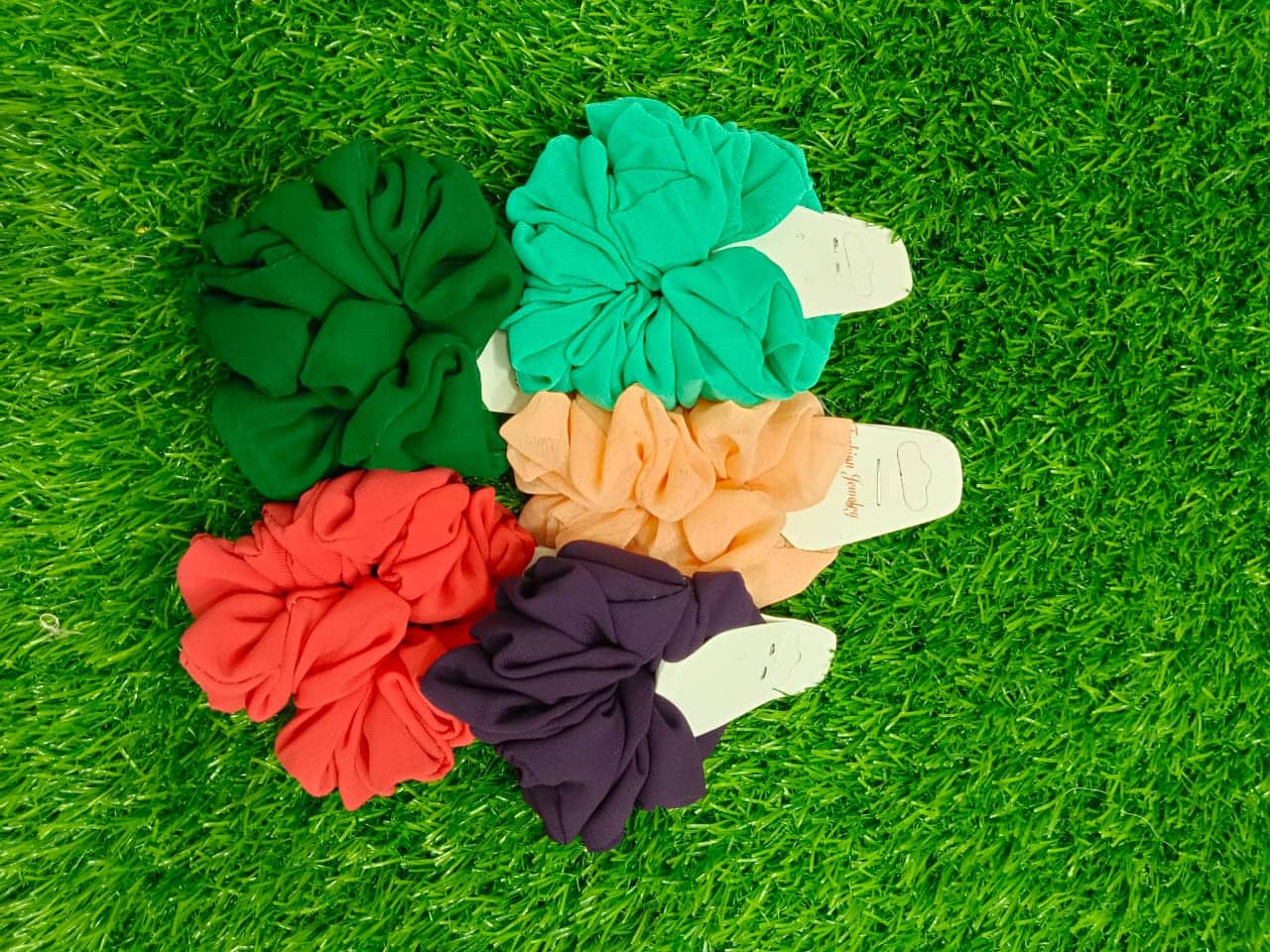 Picture of Silk Scrunchie Hair Band And braselet For Girls 5 Piece - Hair Band