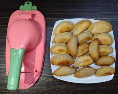 Buy Magic Cake Maker - 2 in1 Dumpling Maker Dry Kit at Best Price In Bangladesh
