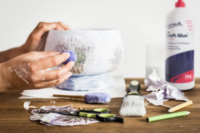 Picture of Mont Marte PVA Craft Glue 1kg