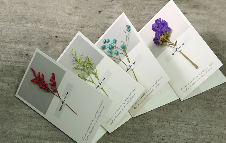 Picture of Dried Real Flowers Invitations Postcards Handmade Birthday Card Festival Greeting Card For Wedding Party