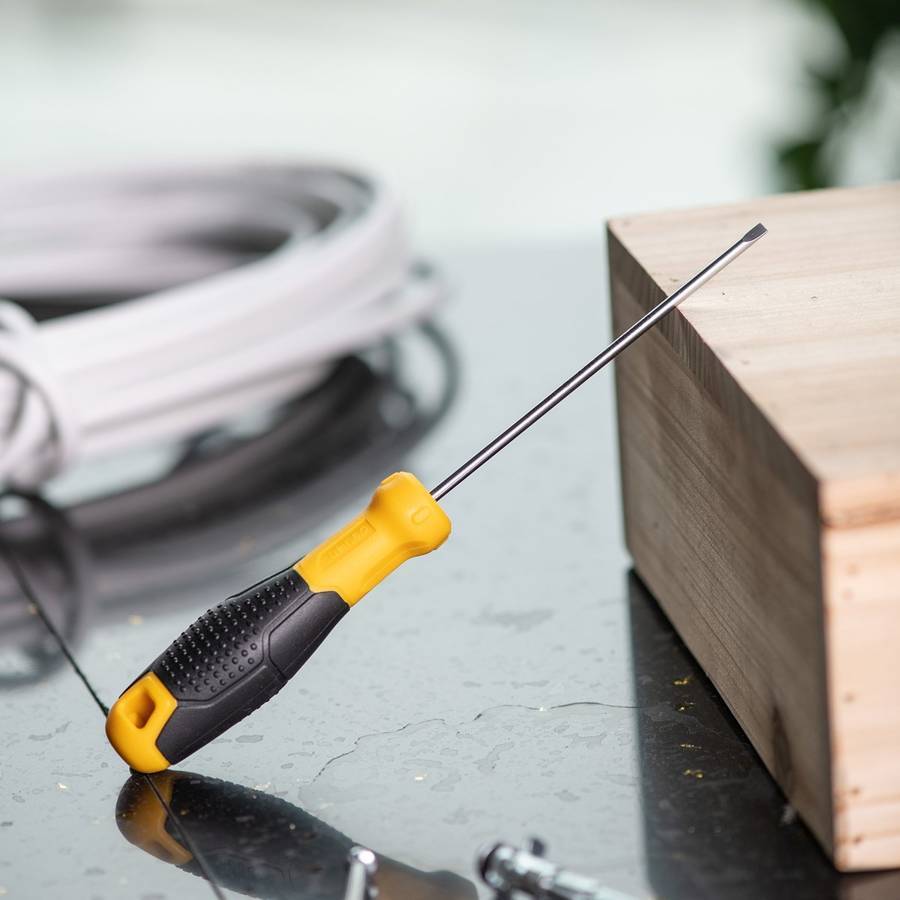 Picture of Deli Tools EDL6331001 Slotted Screwdriver 3x100mm