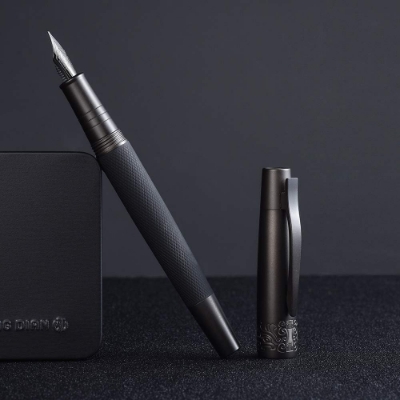 Picture of Hongdian 6013 Matte Black Fine Nib Fountain Pen with Metal Box Titanium Black Gift Pen Set
